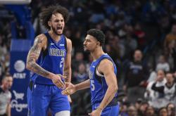 爱游戏官方入口-火箭遭遇惨败，客场不敌老鹰