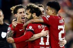 爱游戏官方入口-阿贾克斯完胜对手，晋级欧冠八强