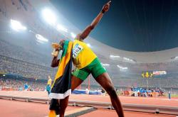 爱游戏官网-杜兰特单节爆发如利刃出鞘，76人战术风暴拉开广东队防守裂痕