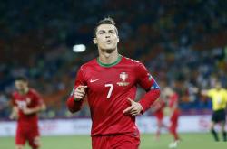 AYX官方直播-北马其顿遭遇葡萄牙逆袭，晋级梦碎的简单介绍