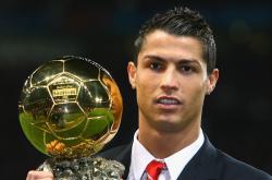 爱游戏体育-南美狂想曲与伯纳乌战鼓，当乌拉圭铁血撞上皇马银河，格列兹曼的致命连击