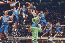 爱游戏入口-赛道与球场的双雄争霸，F1年度争冠焦点战与雄鹿制霸火箭的统治哲学