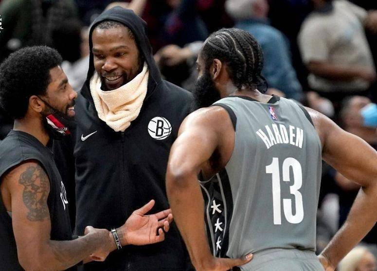 篮网遭遇强劲防守输给步行者，厄文全场沉寂的简单介绍