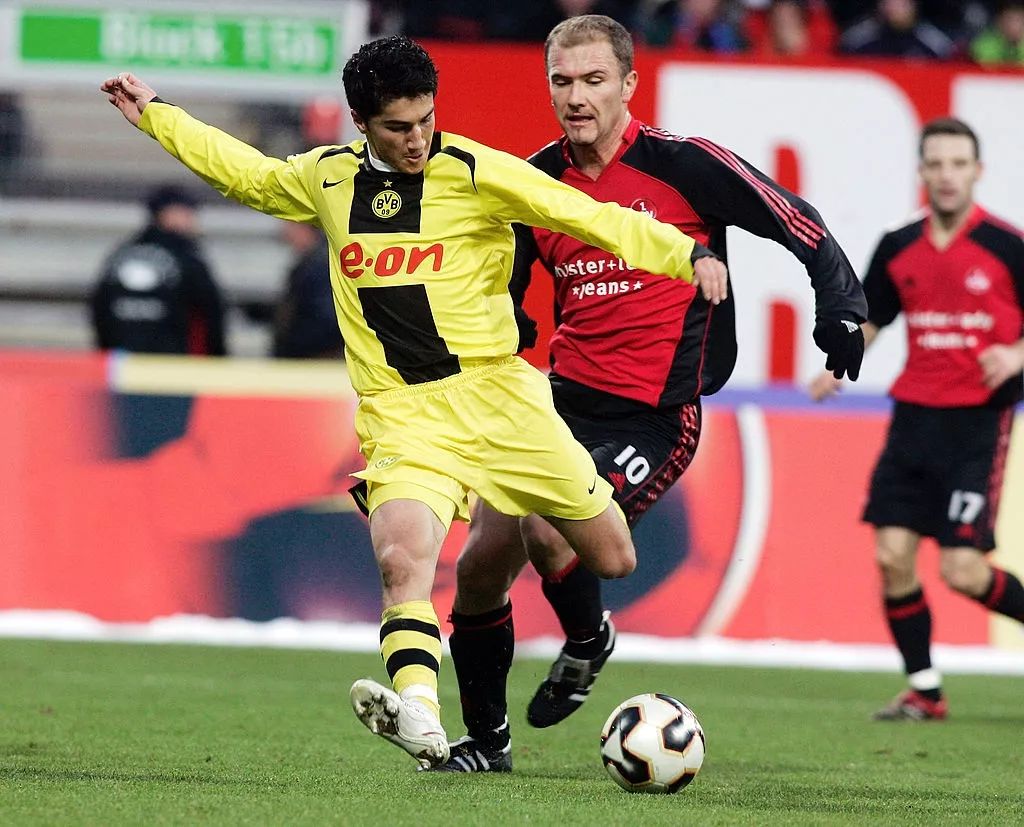 包含不来梅队长任意球绝杀，率队夺取关键胜利的词条