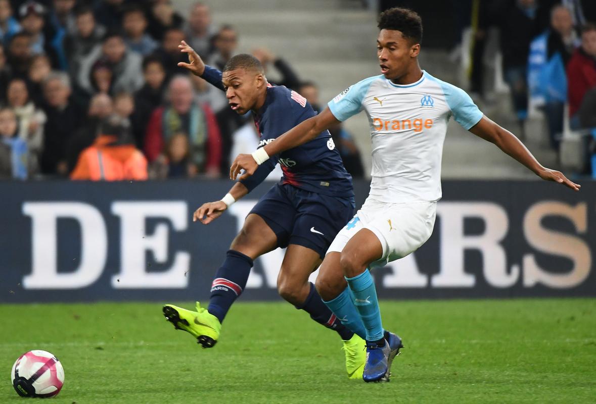 巴黎圣日耳曼击败马赛，止住连败势头的简单介绍