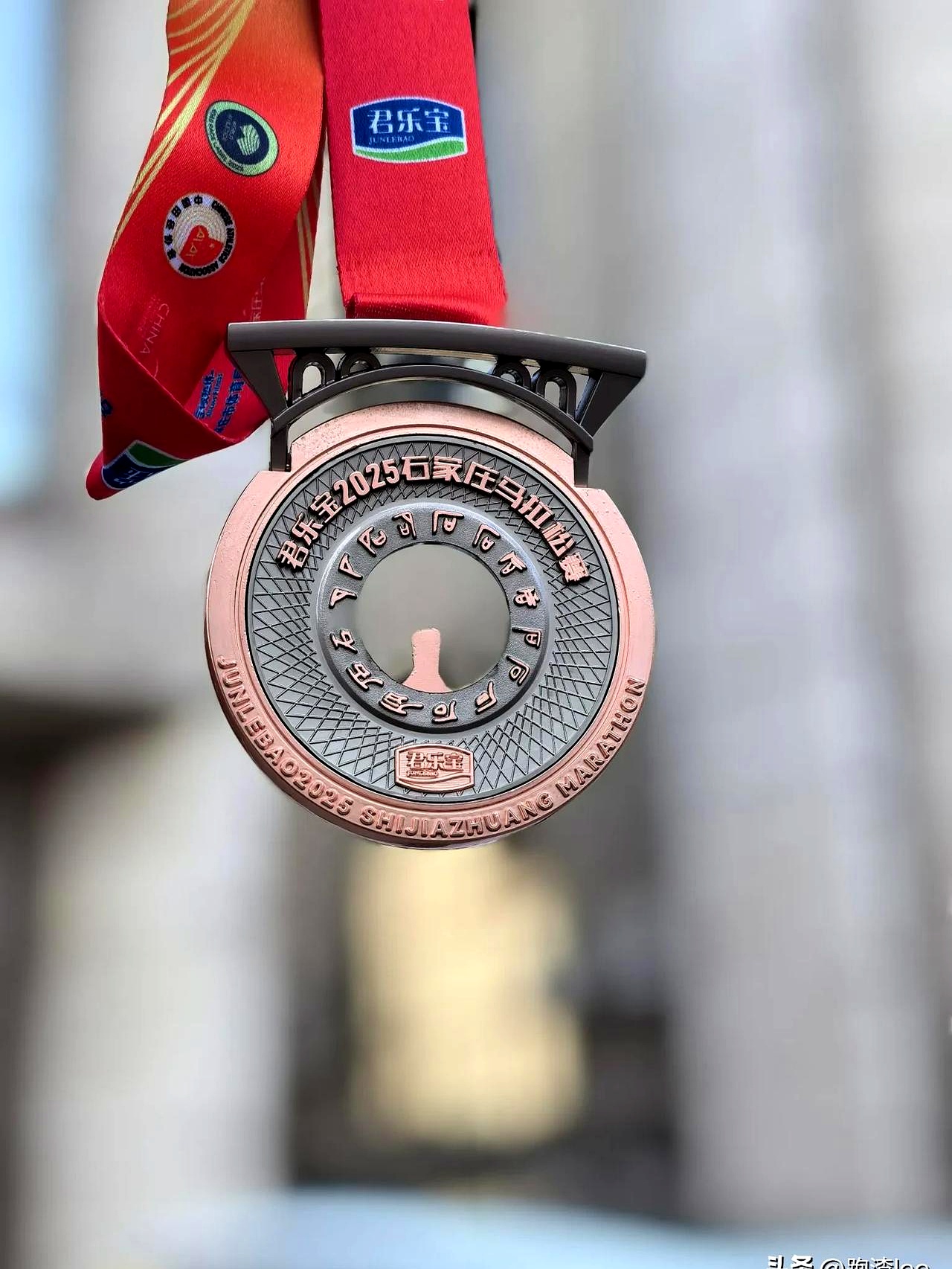 巴西运动员奋力一搏，靠近奖牌