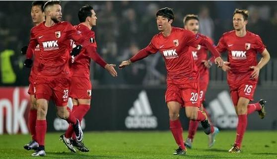 包含汉诺威主场大胜奥格斯堡，积分榜上升的词条