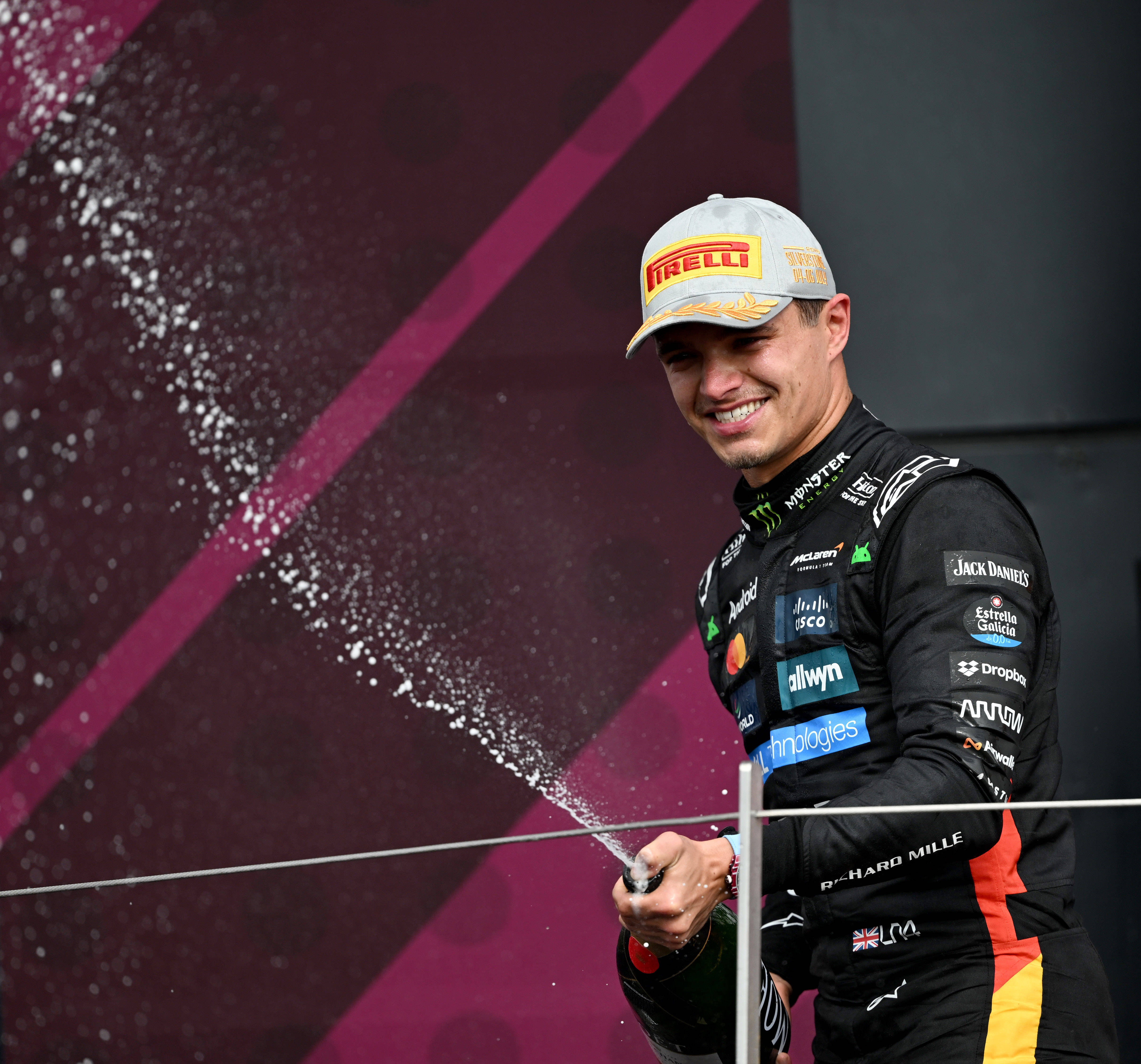 包含索伯车队完胜迈凯伦,诺里斯统治全场的词条 包含索伯车队完胜迈凯伦,诺里斯统治全场的词条