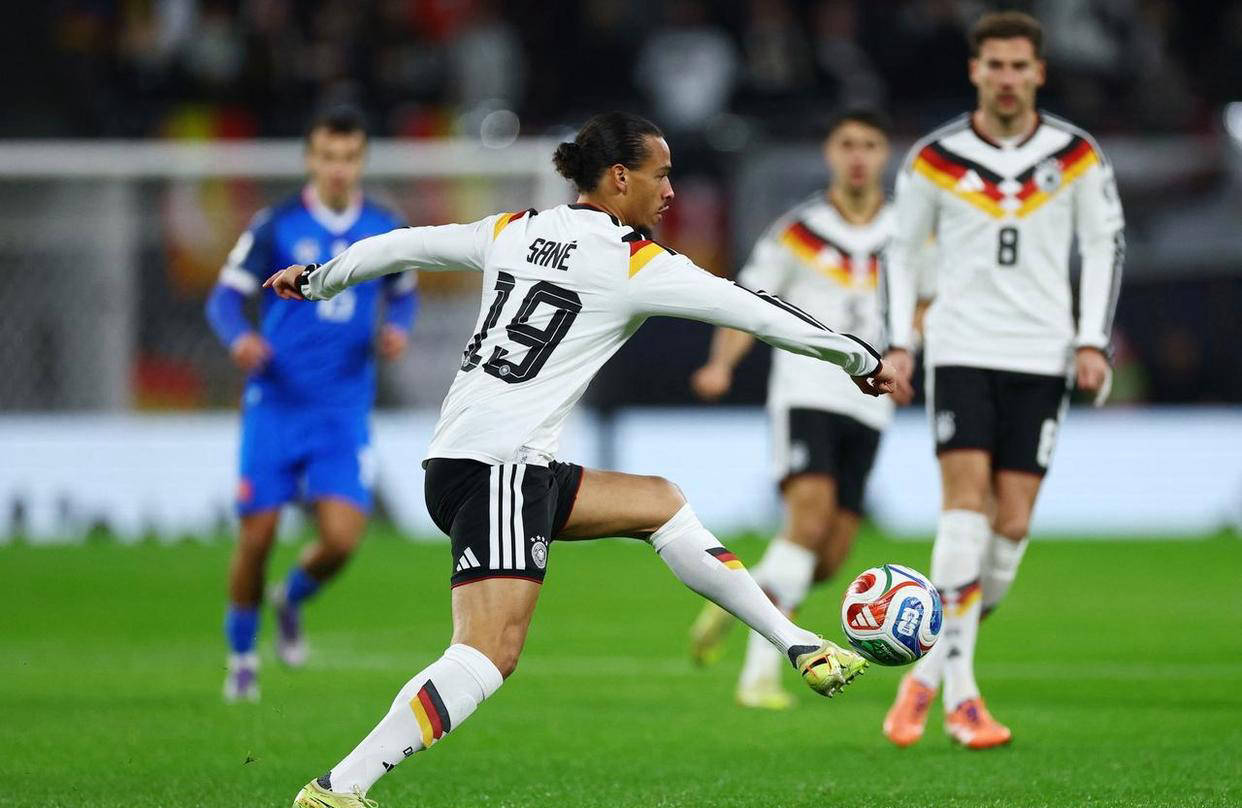 塞维利亚逆转德国,萨内送出助攻 塞维利亚逆转德国,萨内送出助攻