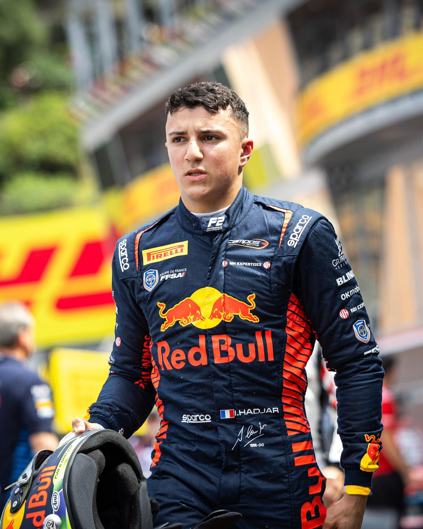 红牛二队翻盘索伯车队，佩雷兹惊艳四座的简单介绍