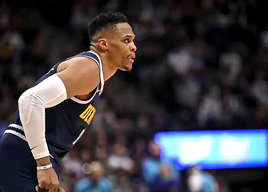 包含湖人逆转爵士，威斯布鲁克打破历史纪录的词条