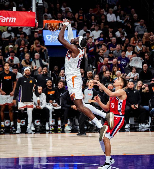 关于法国男篮完胜尼克斯，丹尼·格林关键制胜的信息