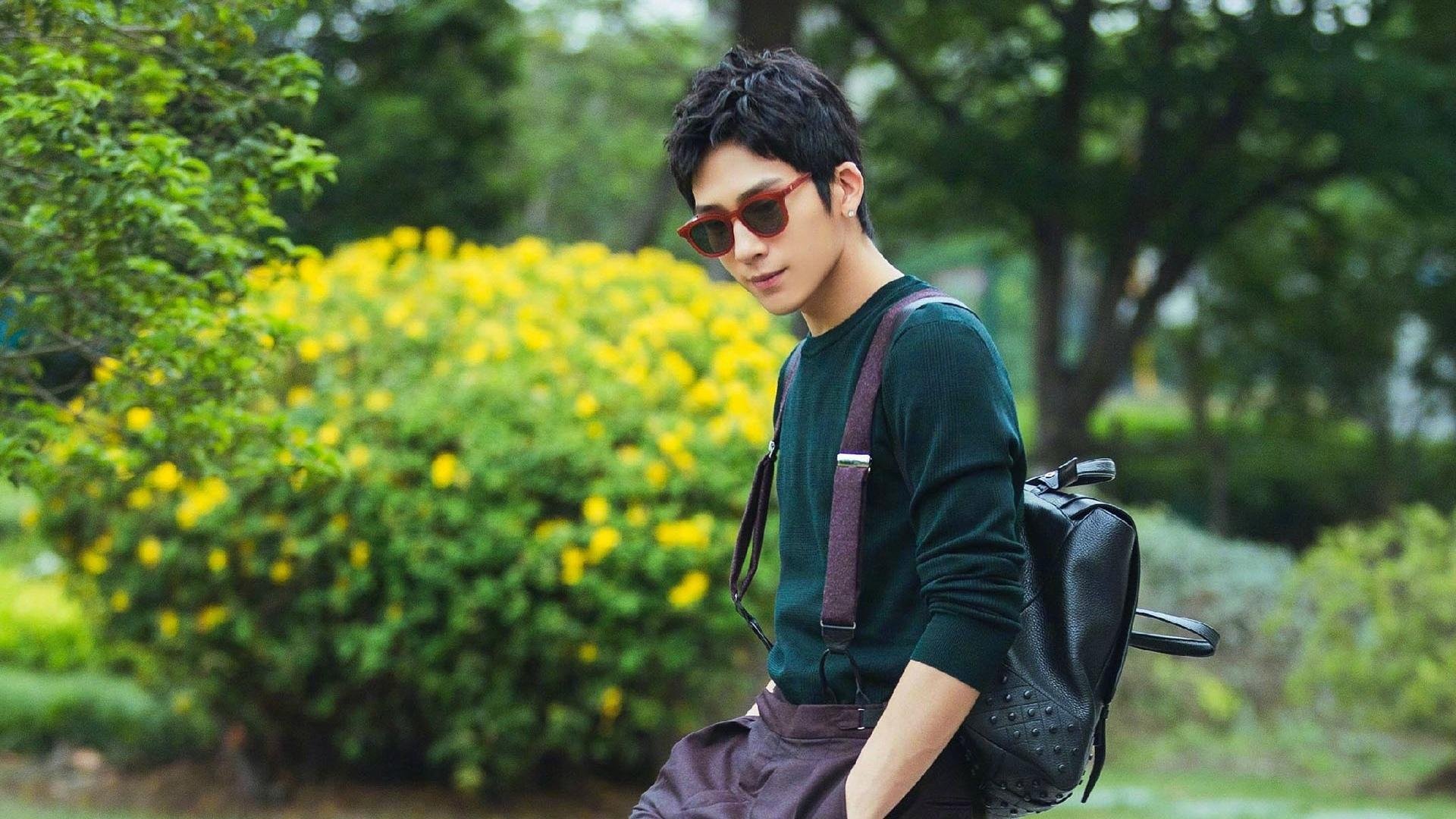 绿茵场上的封锁与爆发,当墨西哥战术冻结摩纳哥,德里赫特如何重定义现代后卫