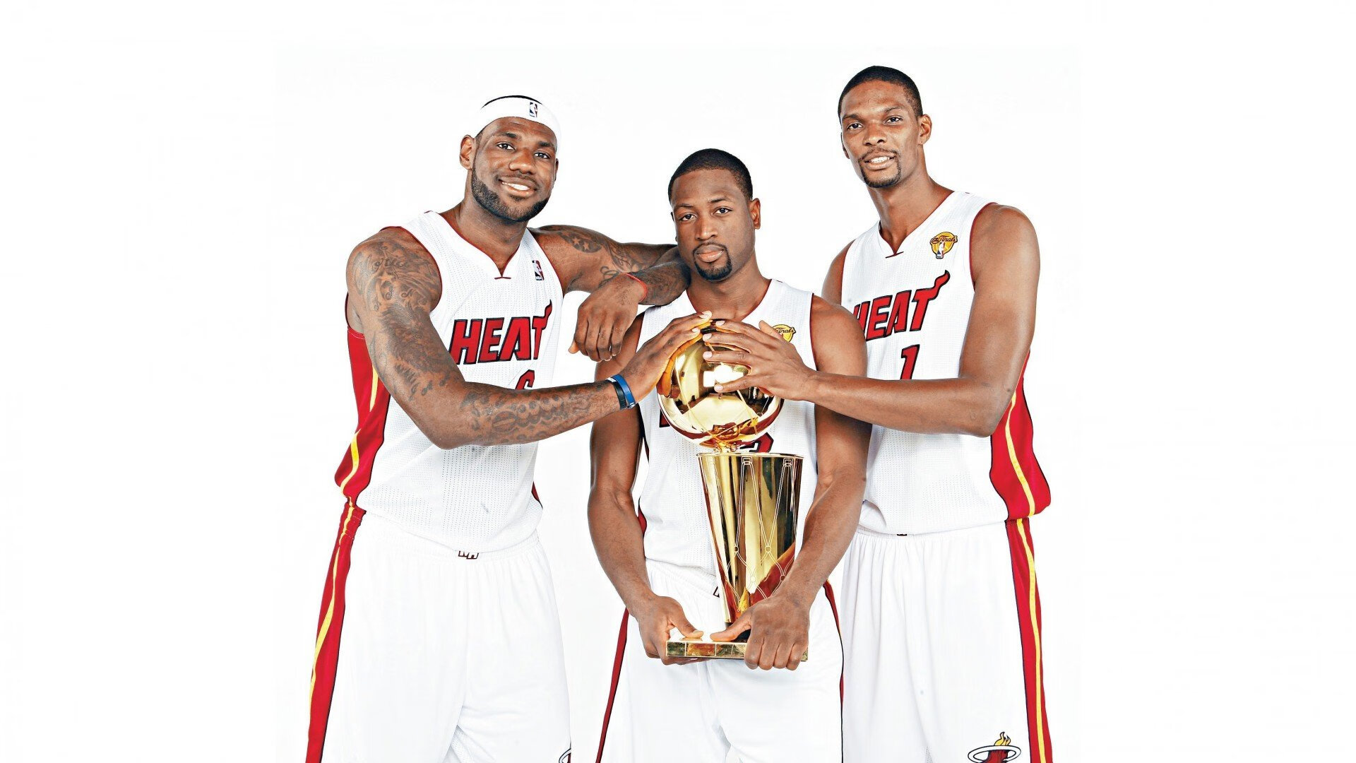 雄鹿单节狂飙拉开尼克斯，哈利伯顿末节封神成关键先生